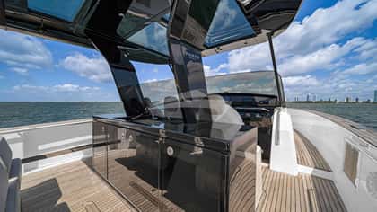 BRAMANTE 13m motor yacht charter, photo 12