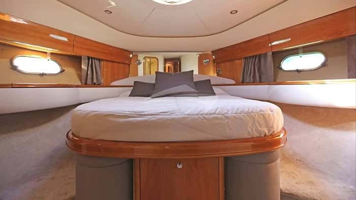 BATEAU 9 19m motor yacht charter, photo 3