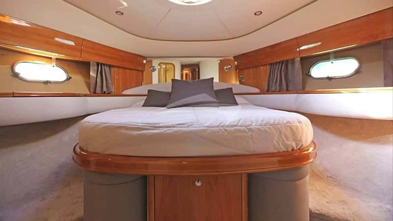 BATEAU 9 19m motor yacht charter, photo 3