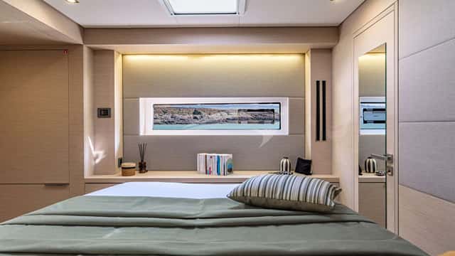 ARTISAN yacht charter photo 5