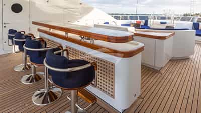 Deck Bar