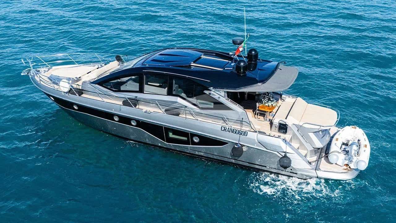 PELEO DOS yacht charter