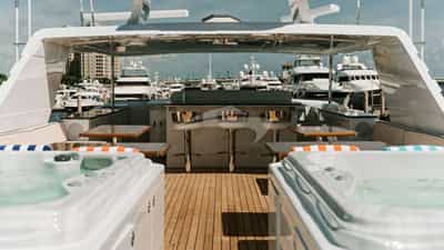 Flybridge