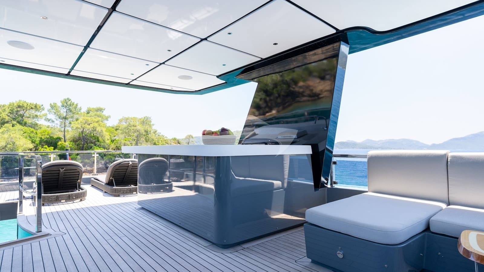 FERRO 77, photo from the yacht portfolio 26