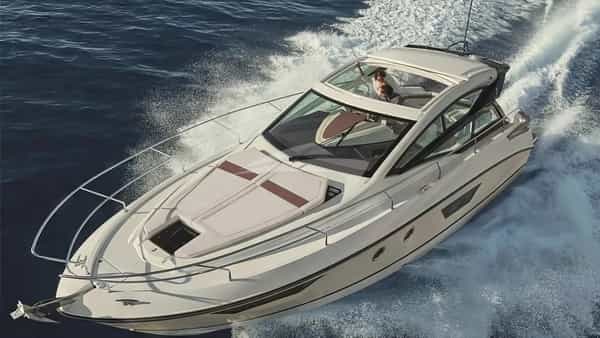 BENETEAU GT40