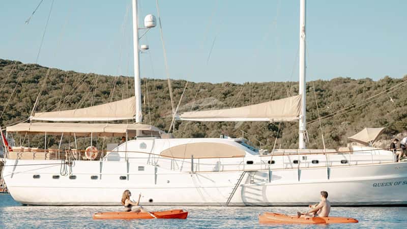 QUEEN OF SEA 29m motor yacht charter, photo 5