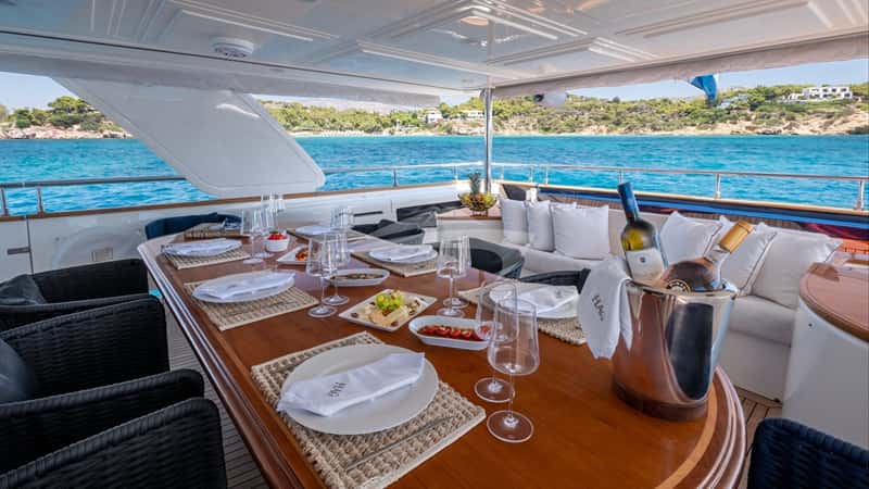 HAG 31m motor yacht charter, photo 7