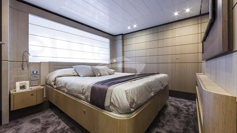 IVA 29m motor yacht charter, photo 7