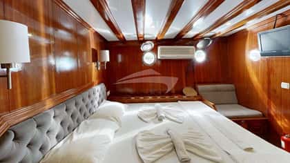 DIAMOND LILA 30m motor yacht charter, photo 13