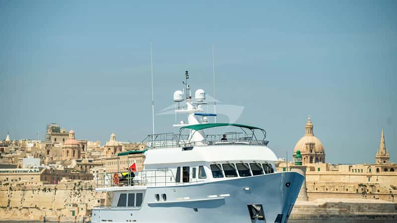 VOYAGER 26m motor yacht charter