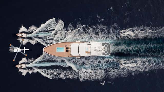 AIR yacht charter photo 4