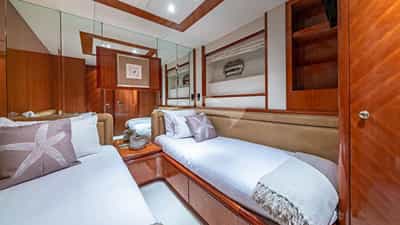 Twin Cabin