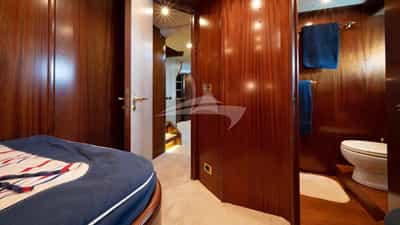 Twin Cabin and Bathroom