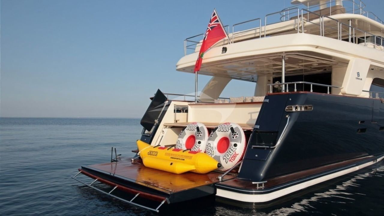 Swim Platform & Toys