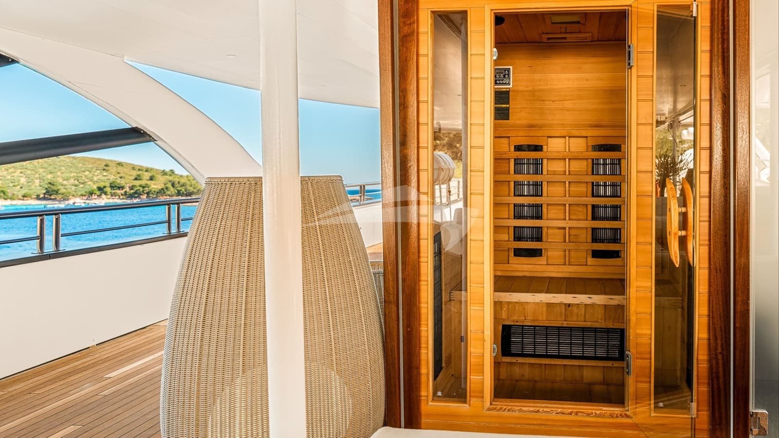 PREMIER, Aufnahme aus dem Yachtportfolio 14