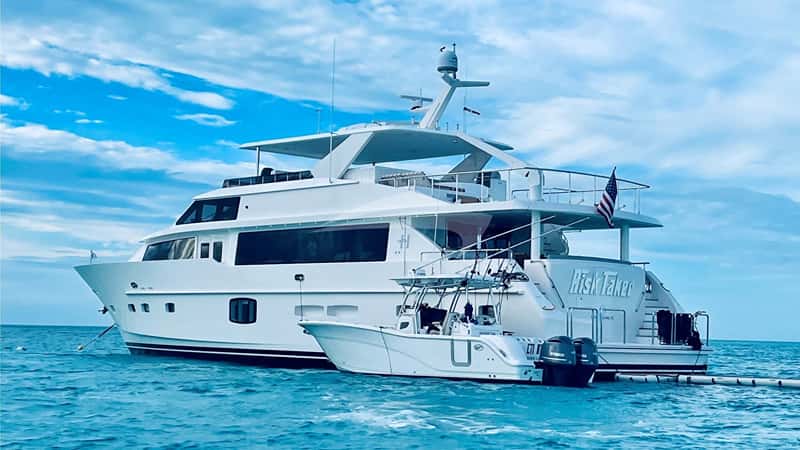 RISK TAKER 32m motor yacht charter, photo 5