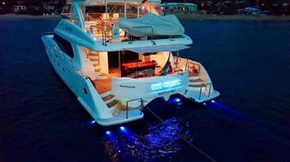 BLUE HORIZON 18m motor yacht charter, photo 13