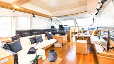 Saloon & Dining