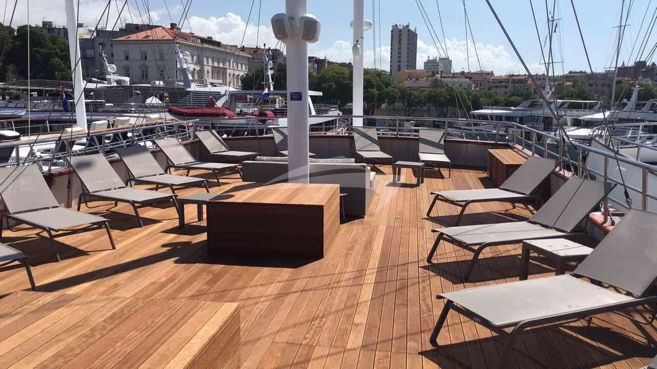 Sun Deck