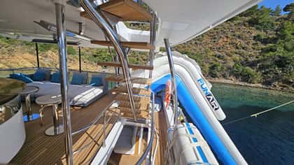 PURA VIDA 35m motor yacht charter, photo 13