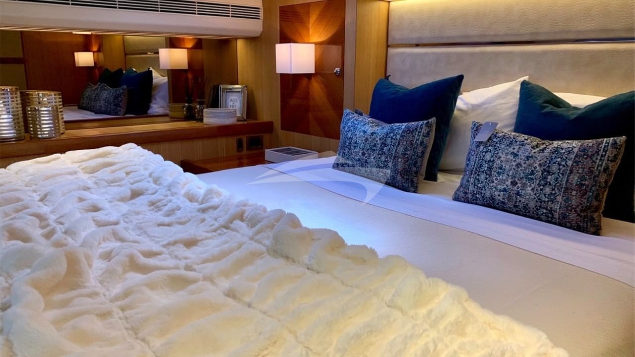 Master queen guest suite