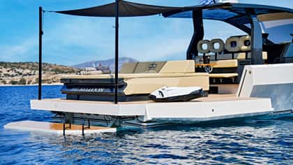 BIG BALLOON 15m motor yacht charter, photo 10