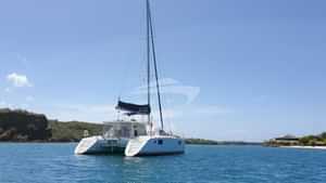 Yacht Charter ALIZE With Worth Avenue Yachts