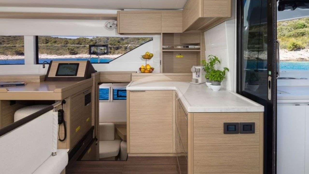 CATWALK, photo from the yacht portfolio 9