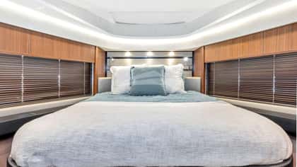 SNOWBIRD 23m motor yacht charter, photo 7
