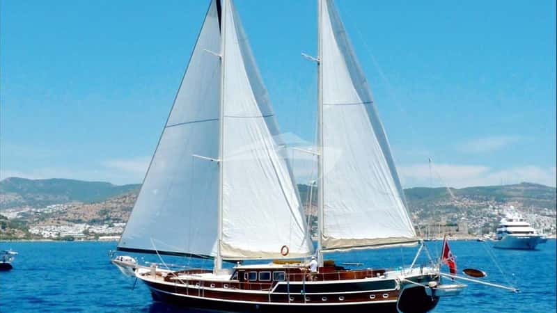 SERENAD 29m sailing yacht charter, photo 9