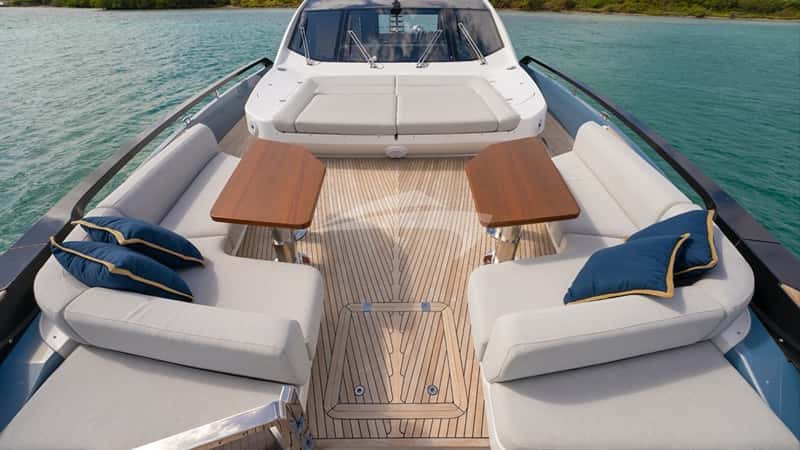 LATITUDE 29m motor yacht charter, photo 6