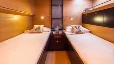 Twin Cabin 2