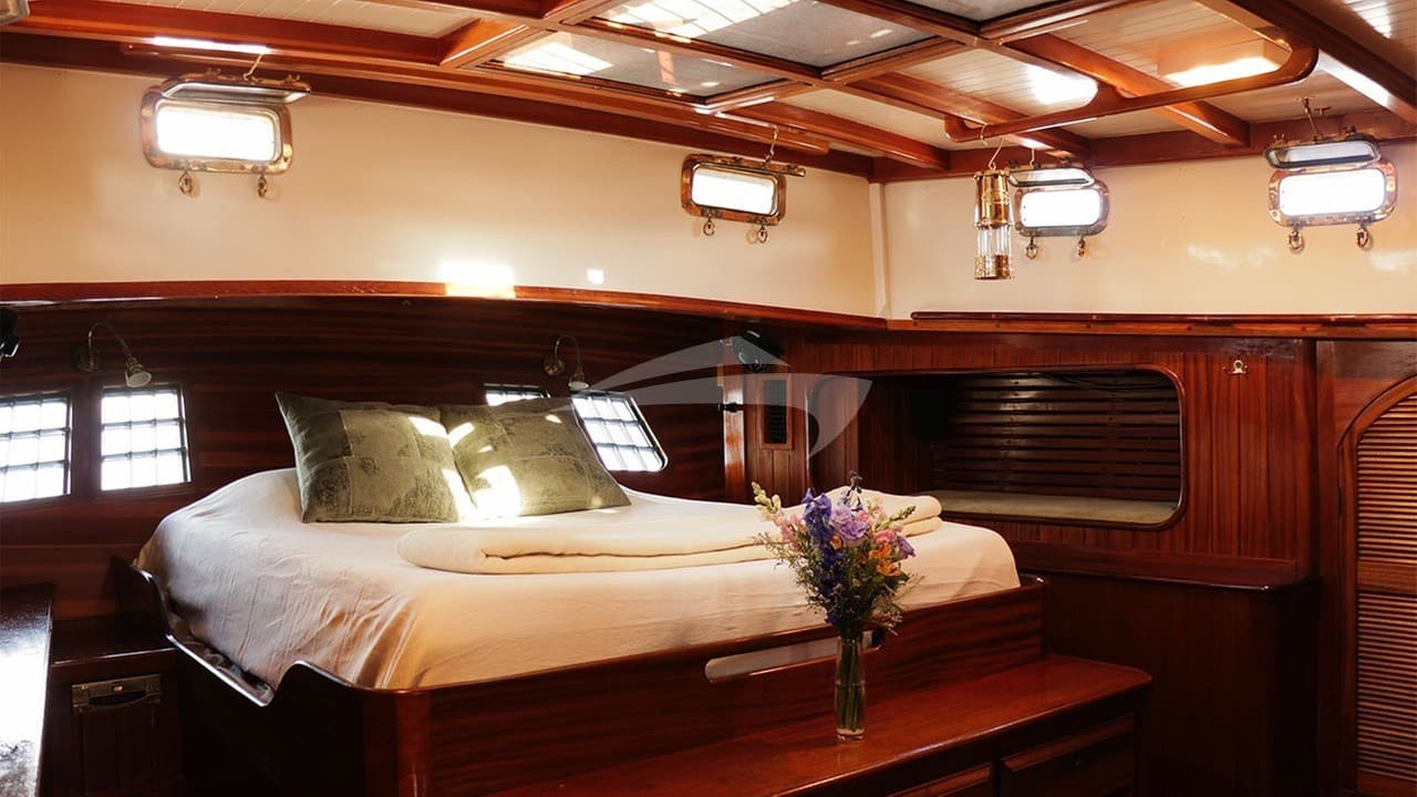 TREE OF LIFE, photo from the yacht portfolio 5