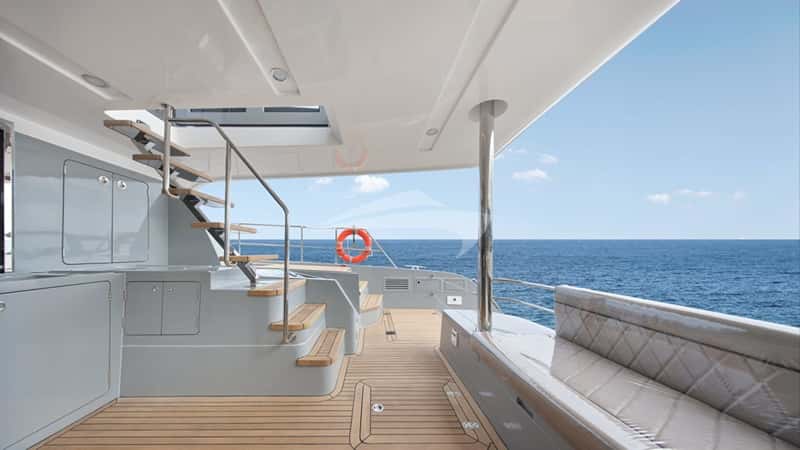 RUM RUNNER 18m sailing yacht charter, photo 9