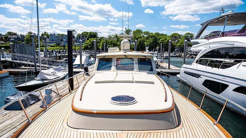 GEM 20m motor yacht charter, photo 4