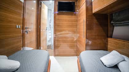 SUMMER THERAPY 21m motor yacht charter, photo 12