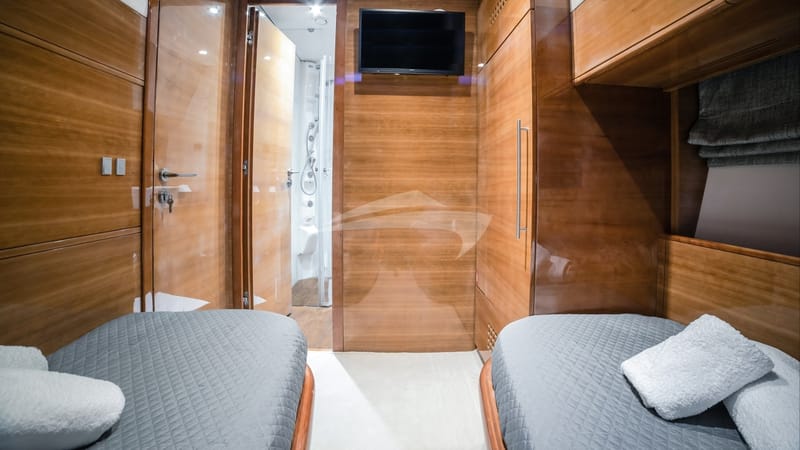 Twin Cabin