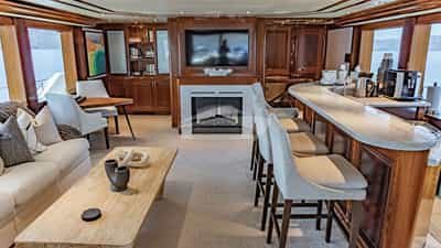 Skylounge Fireplace