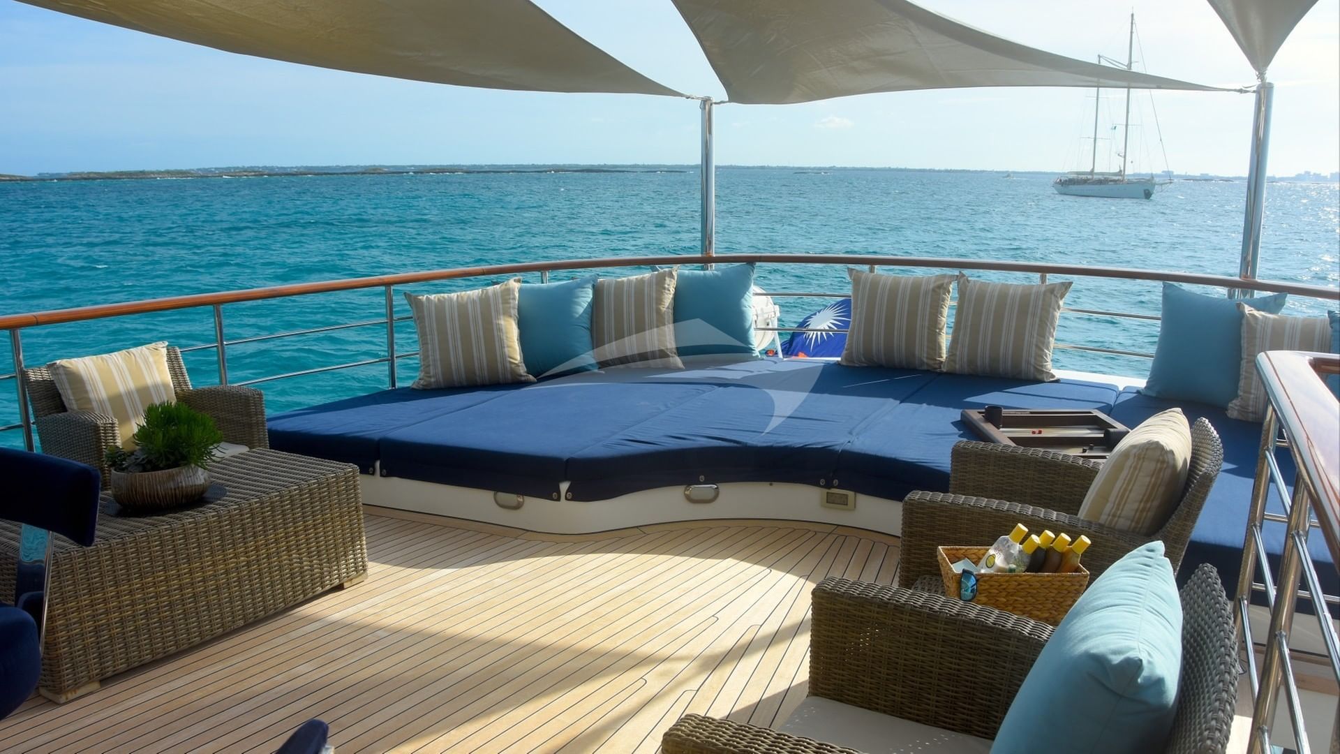 Bridge Deck Aft Sun Lounge