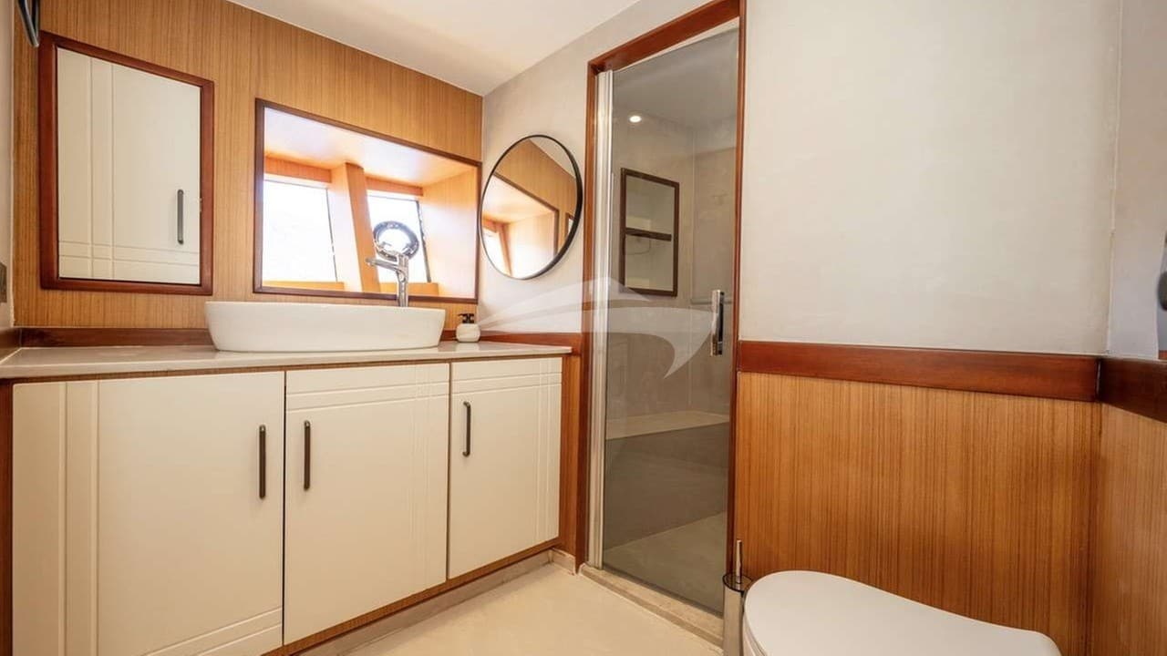 LILA TRAWLER, photo from the yacht portfolio 14