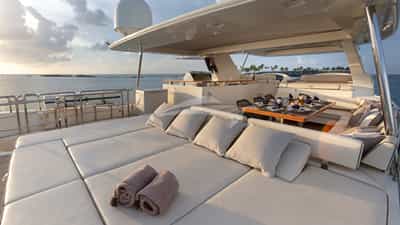 Top deck