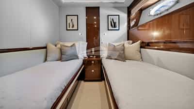 Twin Cabin