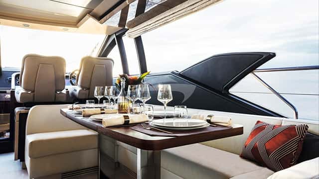 MOZZ yacht charter photo 4
