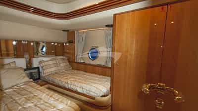 Twin Cabin