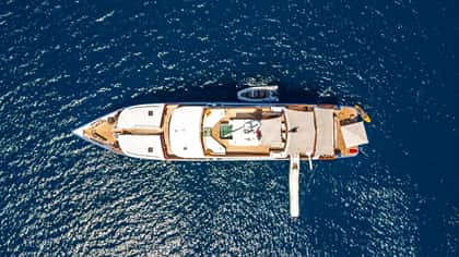 OTTAWA IV 39m motor yacht charter, photo 13