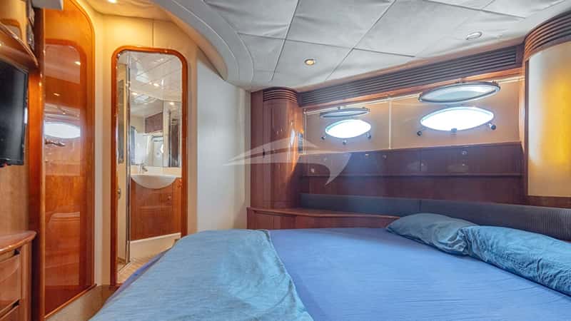 EVENIA 20m motor yacht charter, photo 6