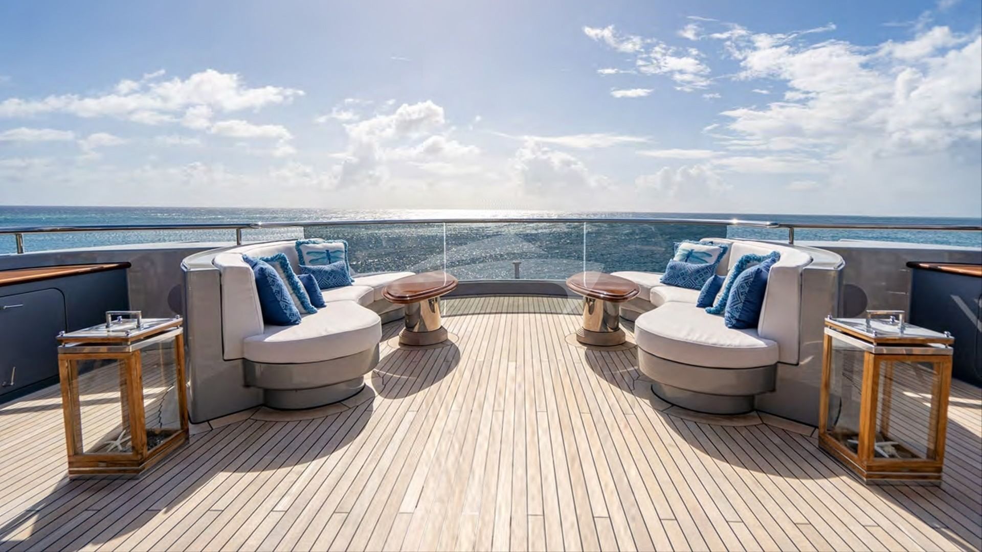 Sundeck and seating