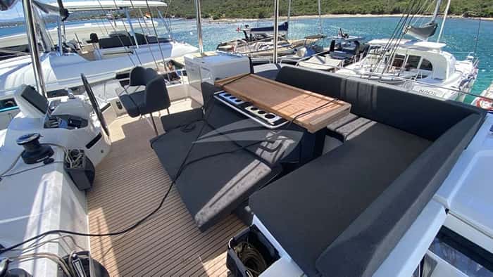 THE MOON 17m sailing yacht charter, photo 5