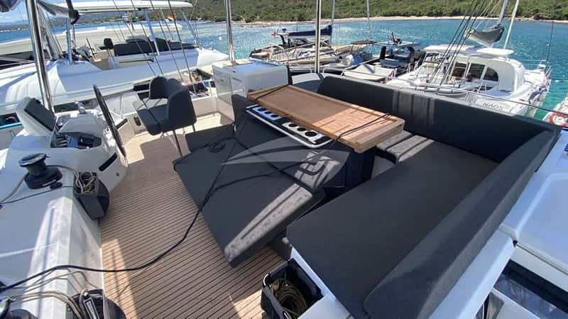 THE MOON 17m sailing yacht charter, photo 5