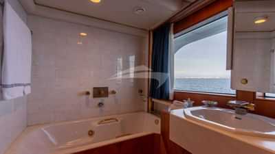 Master Stateroom Bathroom